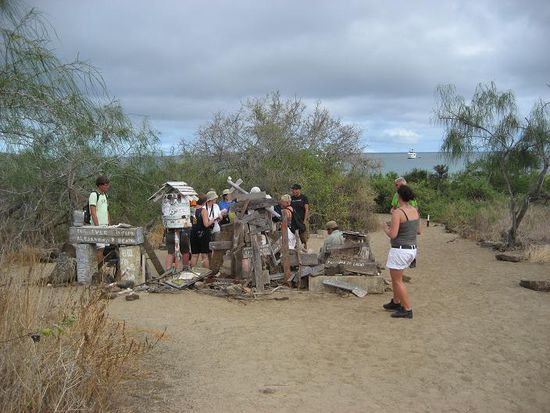die beruehmte Post-Office-Bay, wo Touris fuer Touris Postkarten weitertransportieren