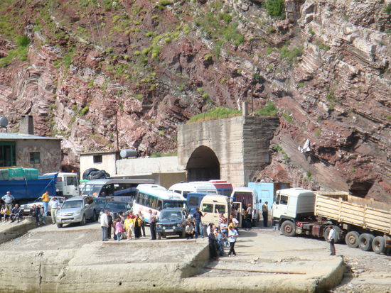 wenn nur die Fähre nicht auch noch ausladen möchte