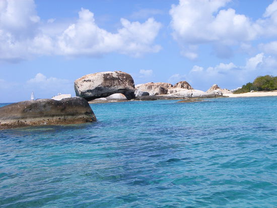 Virgin Gorda, wir nähern uns "The Baths"