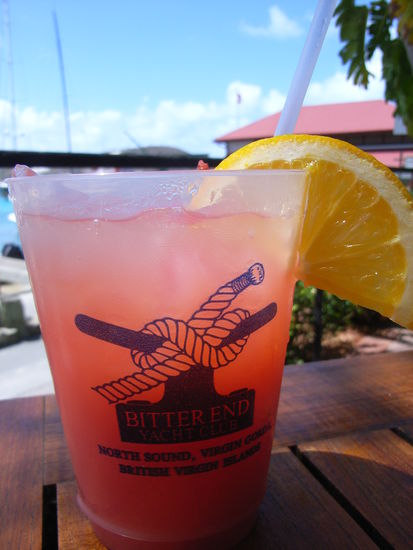 ... aber auf keinen Fall 
ohne meinen quietschbunten COCKTAIL!