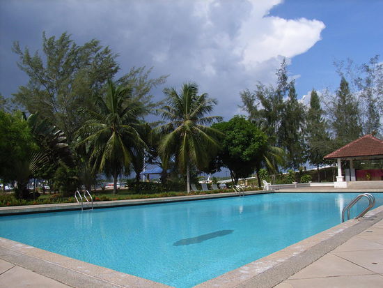 POOL in der MARINA Lumut – da bleibt Euch die Spucke weg, was????!!!