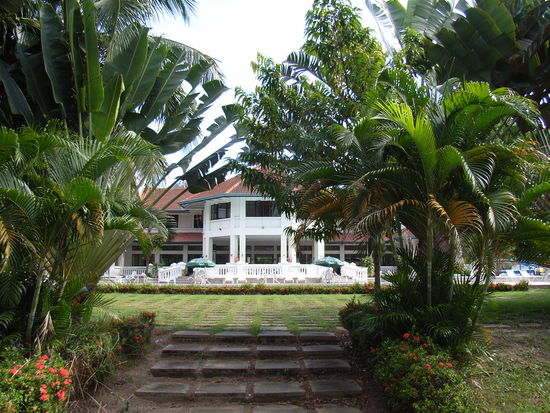 Auf dem Weg vom Boot zum Pool ...