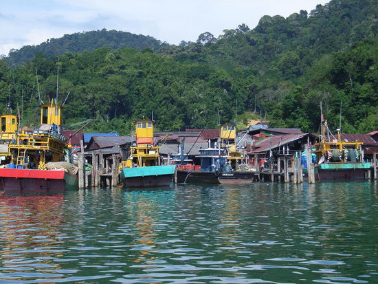 Fischkutter vor Pulau Pangkor.