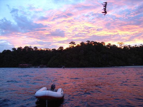 ... Sunset vor Payar