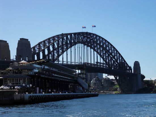 Und ... SYDNEY HARBOUR BRIDGE