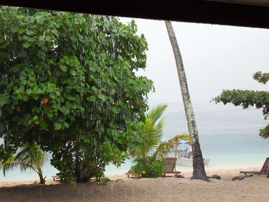 Okay, jeder weiß, dass es in den Tropen ab und zu regnet ... aber muss das JETZT sein???