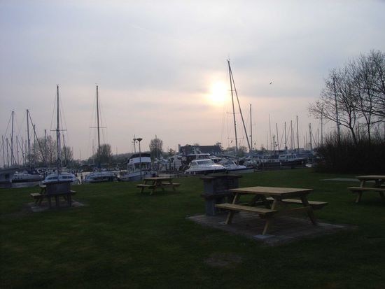 Grillplätze sind auch vorhanden!!!