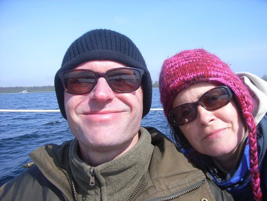 Wie man sieht, ist uns noch nicht soooo warm, auch wenn die Sonne scheint ...