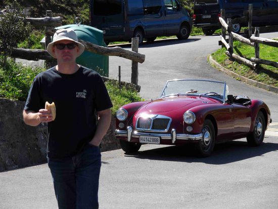 Können wir uns den kleinen Roten mal kurz ausleihen???