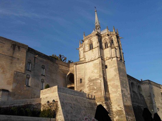 Im Städtchen: weitere Schlossansichten ...