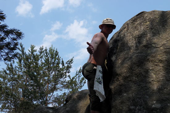 Ein guter Boulderer hat immer einen Frottee-Lappen dabei!!!