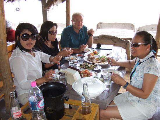 Mittagessen in Pranburi