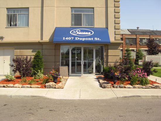 Das ist nicht Carseys Haus, das Bild hab ich nur gemacht, um spaeter wieder zurueck zu finden...