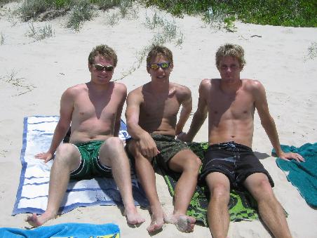Nethan und Beau aus Tasmanien und ich in der Mitte