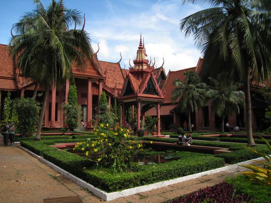 das Nationalmuseum mit dem schoenen Innenhof