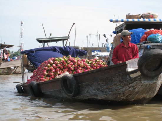 auf dem Floating Market...