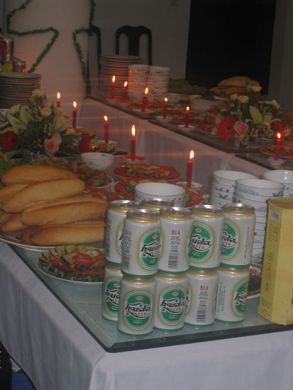 ein unvergesslich schoenes Erlebnis Weihnachten in Vietnam mit einer Hotelfamilie und deren -gaesten zu feiern! 