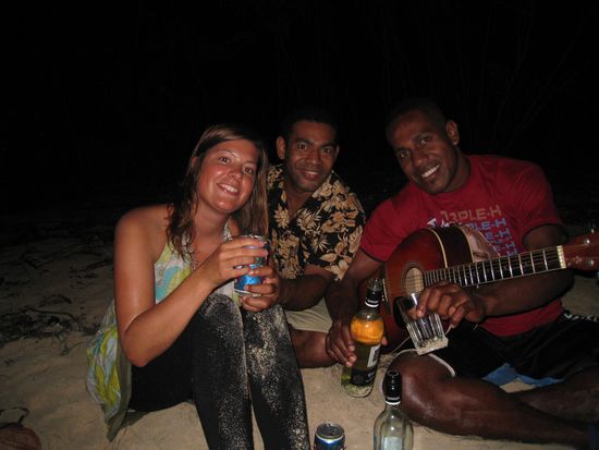 Lagerfeuer und Gitarre... was will man noch mehr??? 