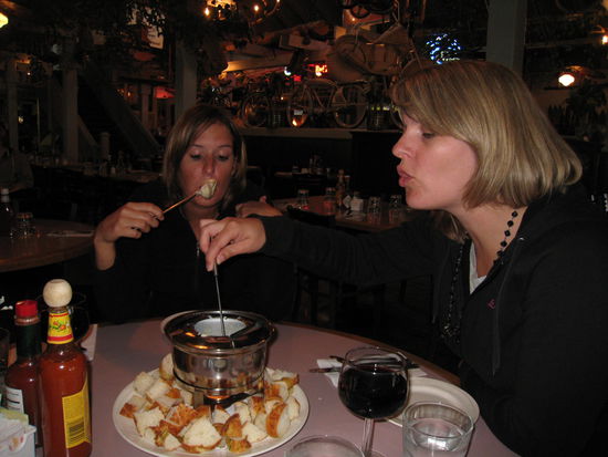 unglaublich aber wahr! Wir genossen ein feines Fondue! 