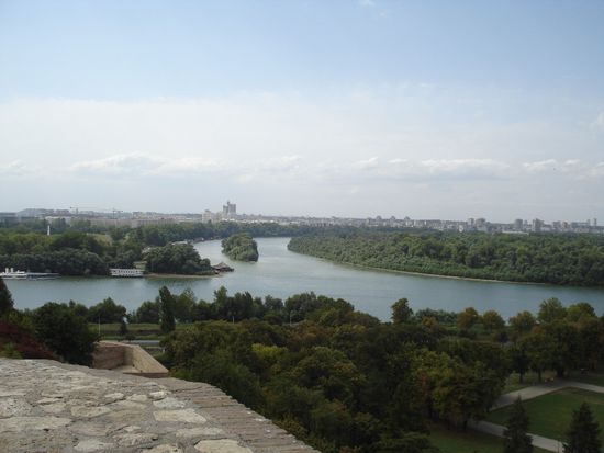 und der Blick auf den Fluß Danube.