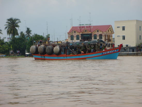 hinfahrt auf dem mekong...