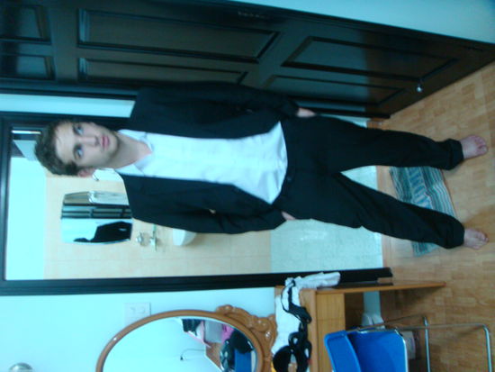 und nochmal in schwarz+ hemd...