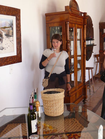 Die Frau ist vom Fach... ist ja auch die dritte Weinprobe...