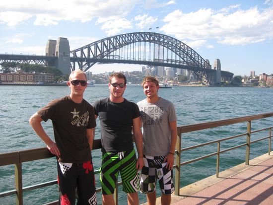 wir und die harbour bridge