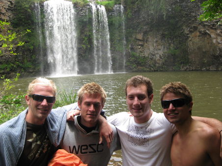 dangar falls zum baden