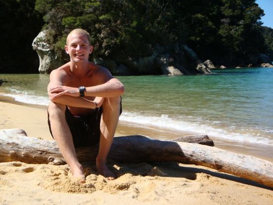 einer der vielen schoenen straende im abel tasman np