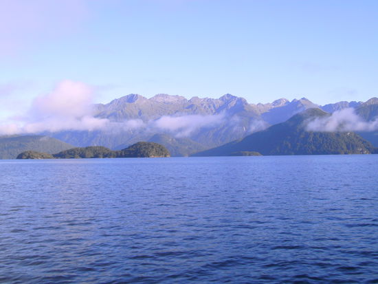 lake manapouri am tag der tour, hammer wetter