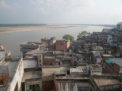 Blick von der Hotelterrasse zum Ganges!