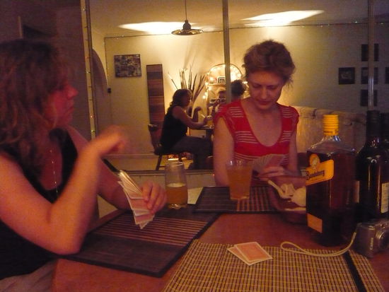 ....wer ist besser beim Skat????