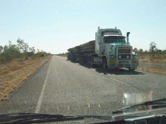 UND DIE STRASSE WAR WIRKLICH NICHT BREIT!!!!!!