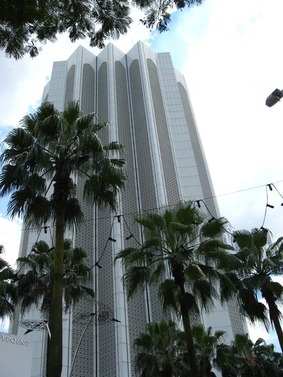 das hier ist eine moderne Moschee ...