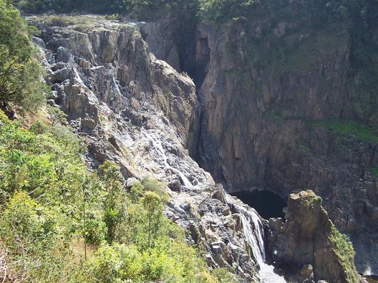 Einer der Ausblicke auf den Wasserfall