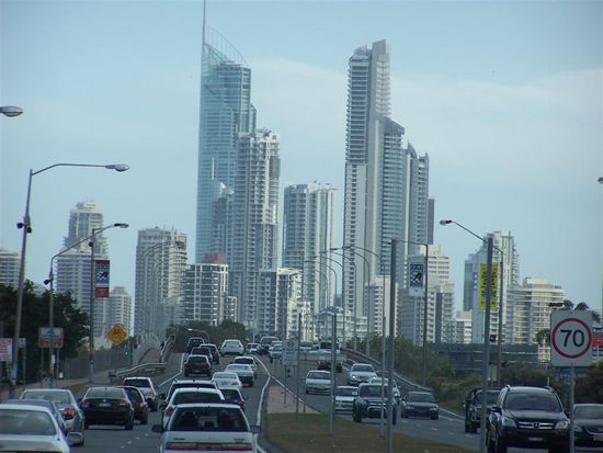 OH GOTT - das soll Surfers Paradise sein? Wie kommen die zu diesem Namen ?!?