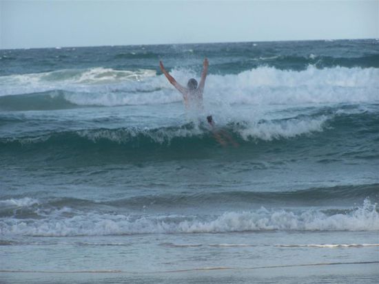 Wellenreiten ohne Brett - auch ganz nett.