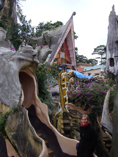 Crazy House (typisches Flitterwochen-Hotel)