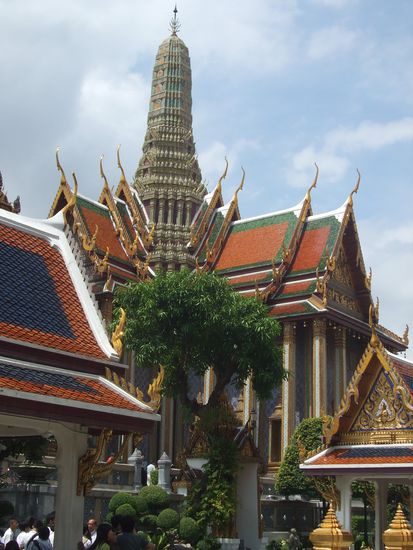 Hier seht ihr den "Grand Palace"... und dies ist nur ein Teil davon...