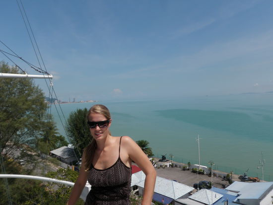 der Ausblick vom Leuchtturm uebers Meer