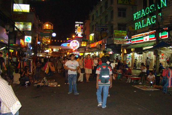 Khaosan Road. Zu jeder Zeit ein Erlebnis.