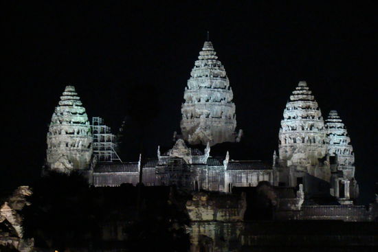 Die Tempelanlage Angkor Wat bei Nacht