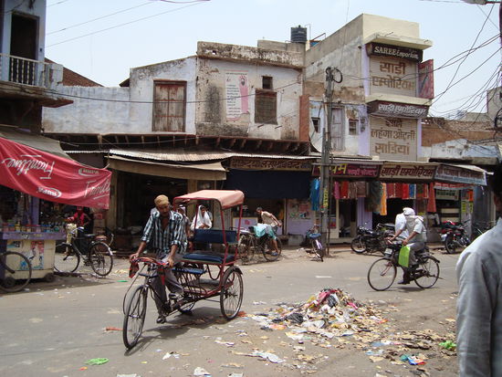 die Strassen von Barathpur...