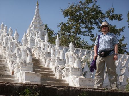 viele Buddhas, ein Niki ... und das ist gut so!