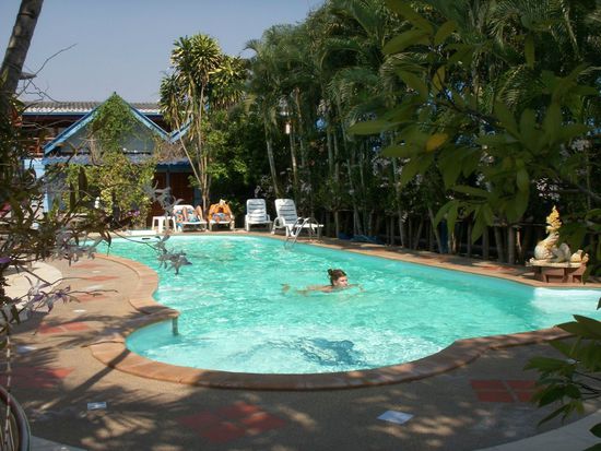 Hatte ich eigentlich erwaehnt, dass meine Unterkunft ueber einen Pool verfuegt?