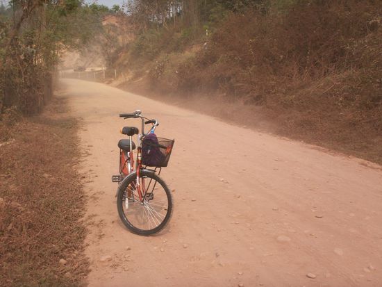 Was macht der Niki in Luang Namtha?
Richtig! 