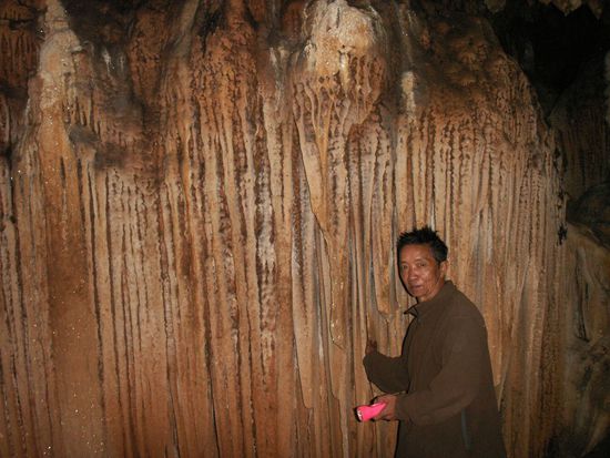 die nächste Höhle hat tolle Gebilde zu bieten