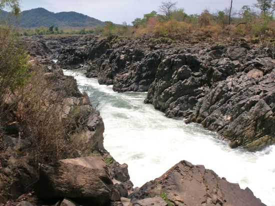 und rauschende Wasserfaelle