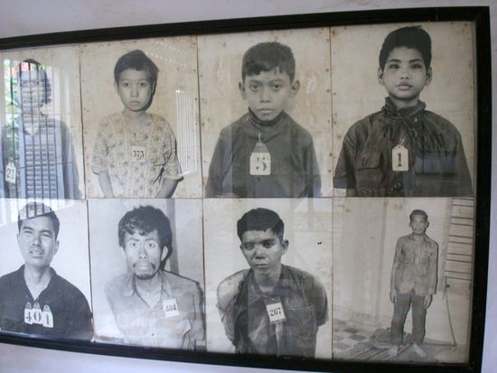 Unzaehlige Bilder zeugen von dem, was hier geschah.